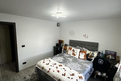 Apartament cu 4 camere decomandat în Central - 2