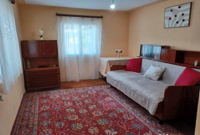 Casă cu 5 camere în Central - 1