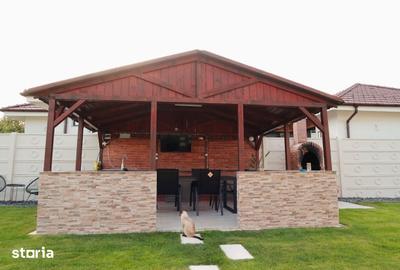 Casă cu 6 camere semidecomandat cu Teren 1400 Mp în Sânmartin