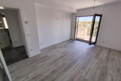 Casă individuală cu 5 camere cu Teren 388 Mp în Valea Adâncă