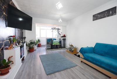 Apartament cu 4 camere decomandat în Central