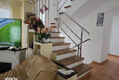Casă cu 4 camere cu Teren 220 Mp în Central