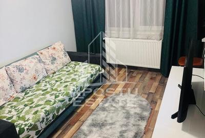 Apartament cu 3 camere decomandat în Alfa