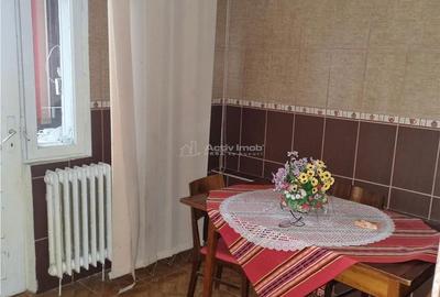 Apartament cu 3 camere decomandat în Libertății - 3