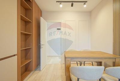Apartament cu 3 camere decomandat, mobilat în Tractorul - 27