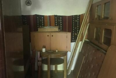 Casă cu 4 camere în Rogova