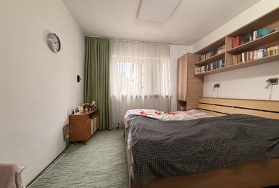 Apartament cu 3 camere decomandat, mobilat în Soarelui