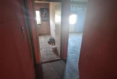 Apartament cu 3 camere decomandat în Soarelui - 2