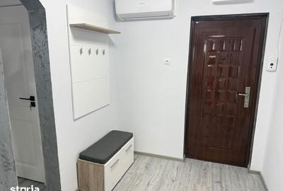 Apartament cu 2 camere decomandat în Micro 6 - 6