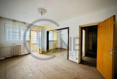 Apartament cu 3 camere semidecomandat în Pantelimon