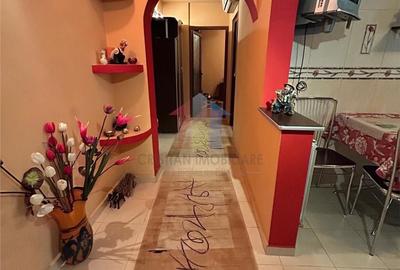 Apartament cu 3 camere decomandat, mobilat în Hipodrom
