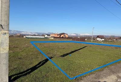 Teren de 1000 mp, în Central - 4
