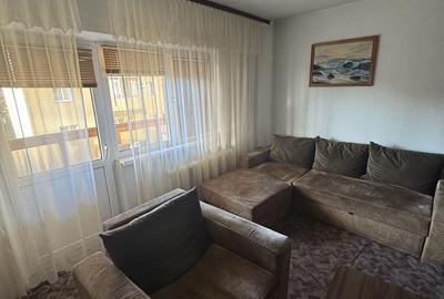 Apartament cu 3 camere decomandat în Central - 3