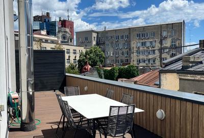Apartament cu 3 camere decomandat în Armeneasca - 1