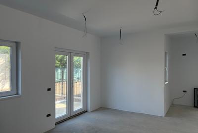 Duplex cu 4 camere cu Canalizare în Ghiroda - 6