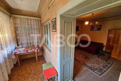 Casă individuală cu 5 camere cu Canalizare în Cut - 2