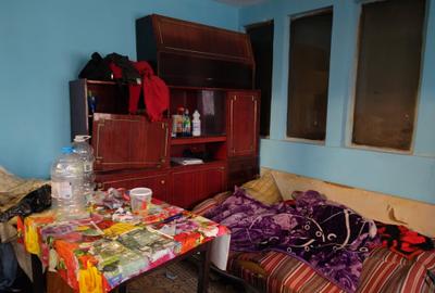Duplex cu 2 camere cu Canalizare în Craiter - 3