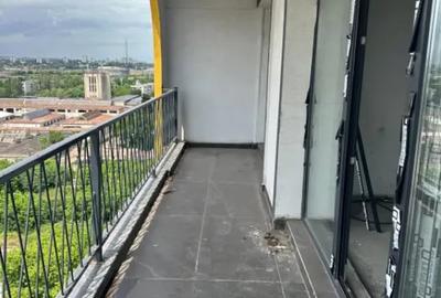 Apartament cu 2 camere decomandat în Far