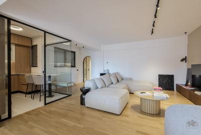 Apartament cu 4 camere semidecomandat în Eminescu