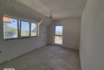Casă cu 4 camere cu Teren 700 Mp în Feleacu - 4