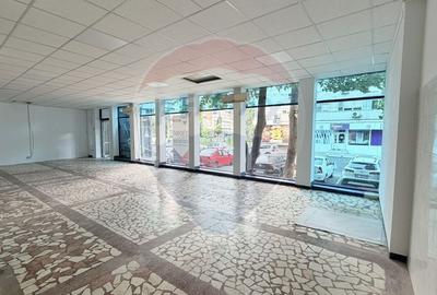 Spațiu comercial, de 135 mp, în Mazepa 2 - 2
