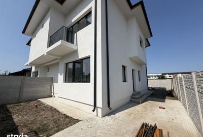 Casă cu 5 camere cu Teren 140 Mp în Central