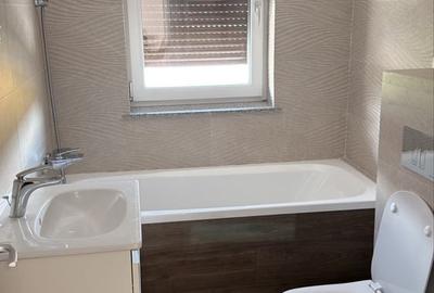 Apartament cu 3 camere decomandat în Exterior Vest - 1