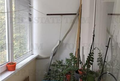 Apartament cu 3 camere decomandat, mobilat în Alexandru Obregia - 4