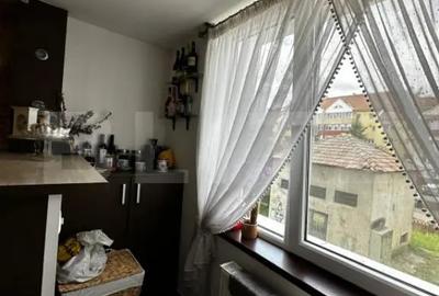 Apartament cu 2 camere decomandat în Central - 3