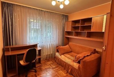 Apartament cu 3 camere semidecomandat, mobilat în Orizont - 11