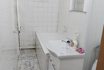 Apartament cu 2 camere semidecomandat în Fălticeni