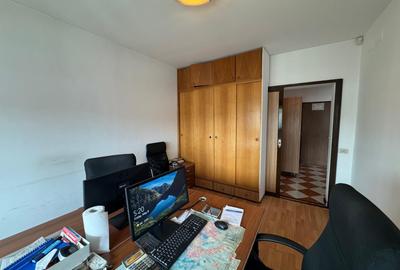 Apartament cu 4 camere decomandat în Cotroceni - 2