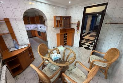 Casă cu 8 camere cu Canalizare în Colentina - 15