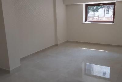 Spațiu comercial, de 94 mp, în Unirii - 4