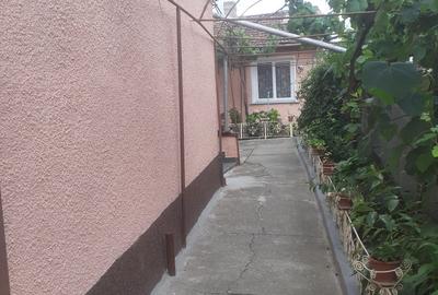 Casă cu 4 camere în Micălaca - 4