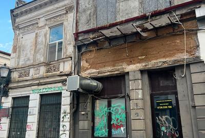 Casă cu 8 camere cu Teren 358 Mp în P-ța Unirii - 1