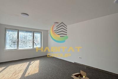 Spațiu industrial, de 2,400 mp, în Central - 14