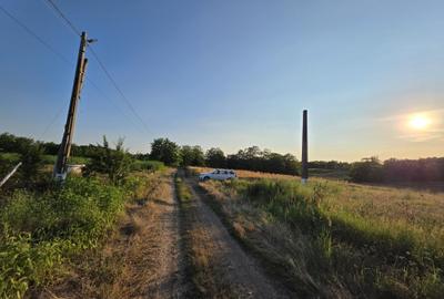 Teren de 2588 mp, în Valea Stânii - 3