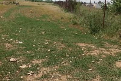 Teren de 5000 mp, în Central
