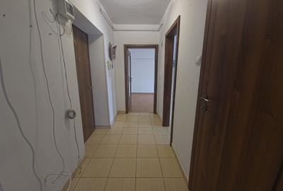Apartament cu 2 camere decomandat în Tomis II - 6