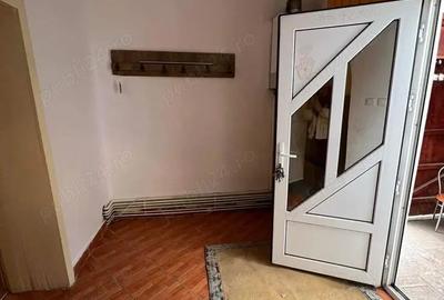 Casă cu 5 camere în Central - 2