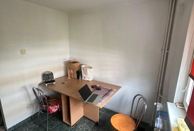 Apartament cu 4 camere decomandat, mobilat în Colentina - 2