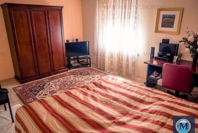 Casă cu 7 camere cu Canalizare în Vest - 16