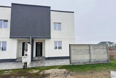 Casă cu 4 camere cu Teren 295 Mp în Domnești - 7