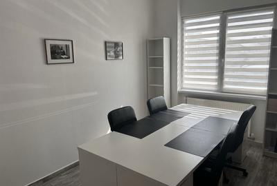 Spațiu comercial, de 70 mp, în Central - 8