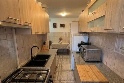 Apartament cu 3 camere decomandat, mobilat în Bartolomeu - 4