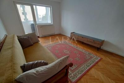 Apartament cu 4 camere decomandat, mobilat în Gheorgheni