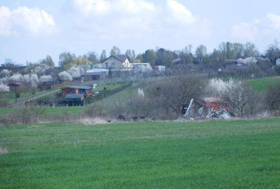 Teren Construcții intravilan de 868 mp, în Sopor - 5