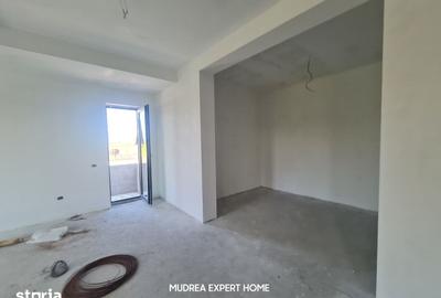 Casă cu 6 camere cu Teren 1400 Mp în Corbeanca - 2
