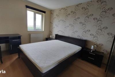 Apartament cu 4 camere decomandat, mobilat în Ștrand